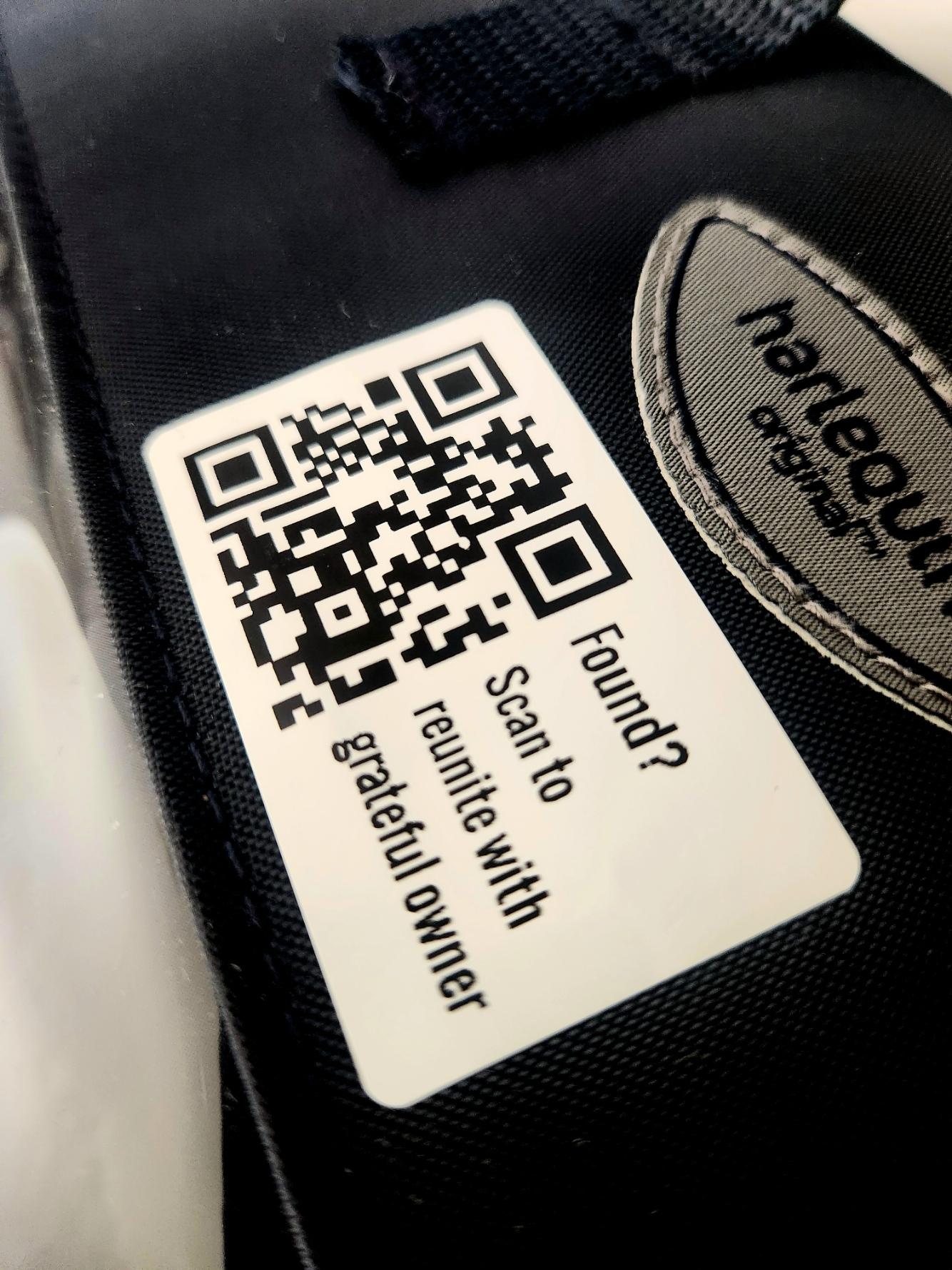 Smart QR Stick-On Labels 50×30mm | 30 Pack for Lunch Boxes & Bottles | Waterproof